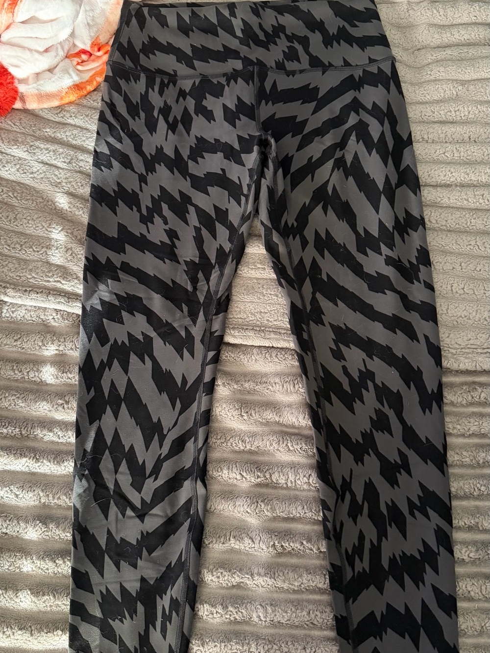 lululemon athletica Black and Gray Patterned Leggings